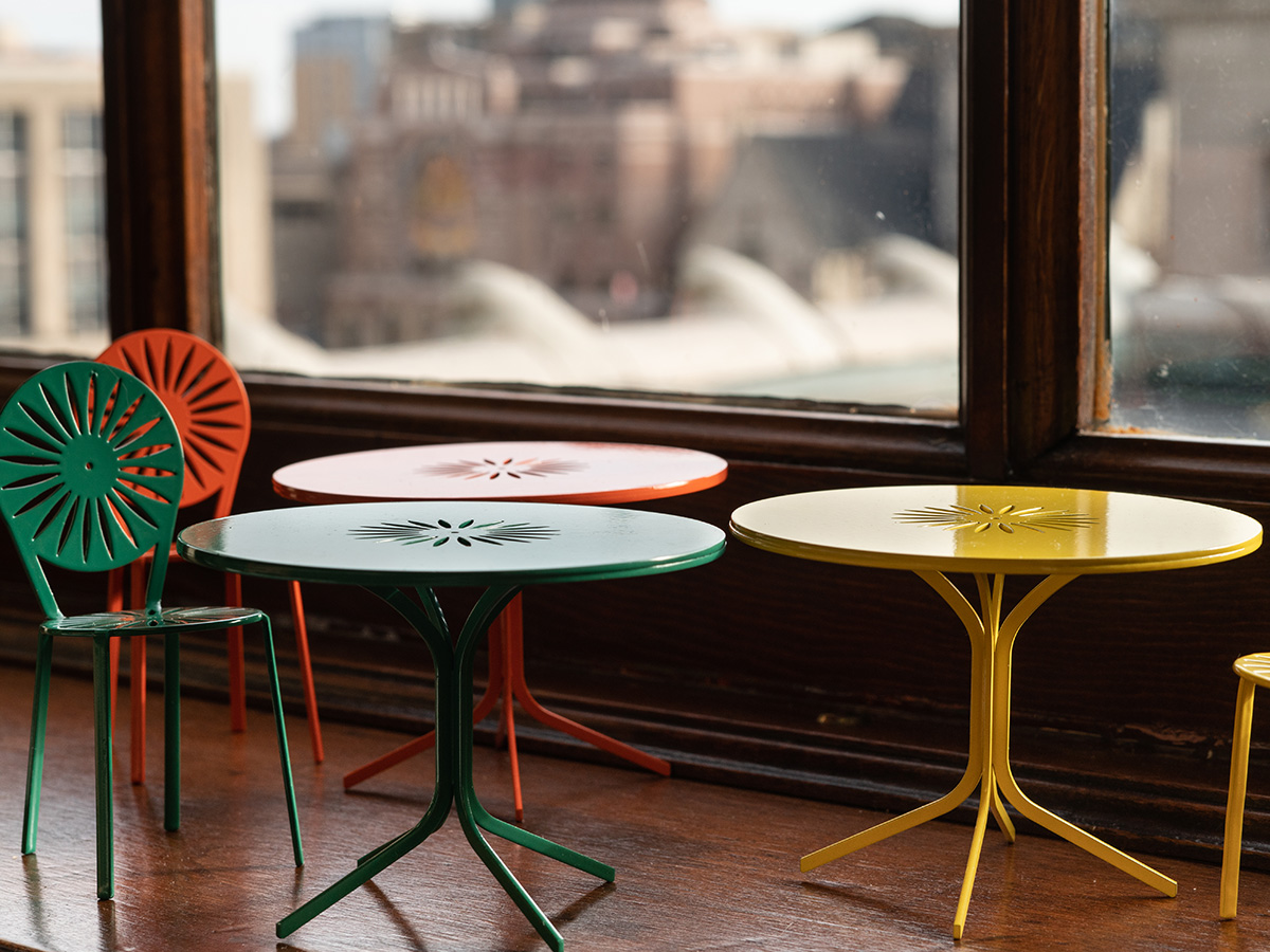 Miniature terrace table and chairs.